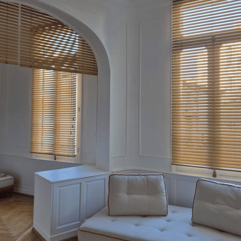 store vénitiens bois